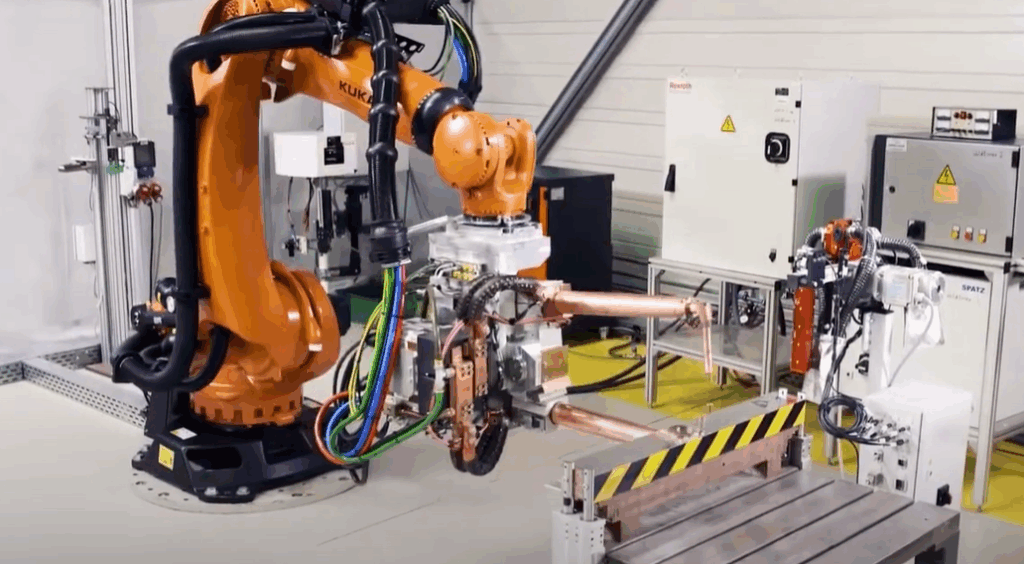 Роботы в металлообработке