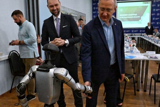 развитие промышленной роботизации